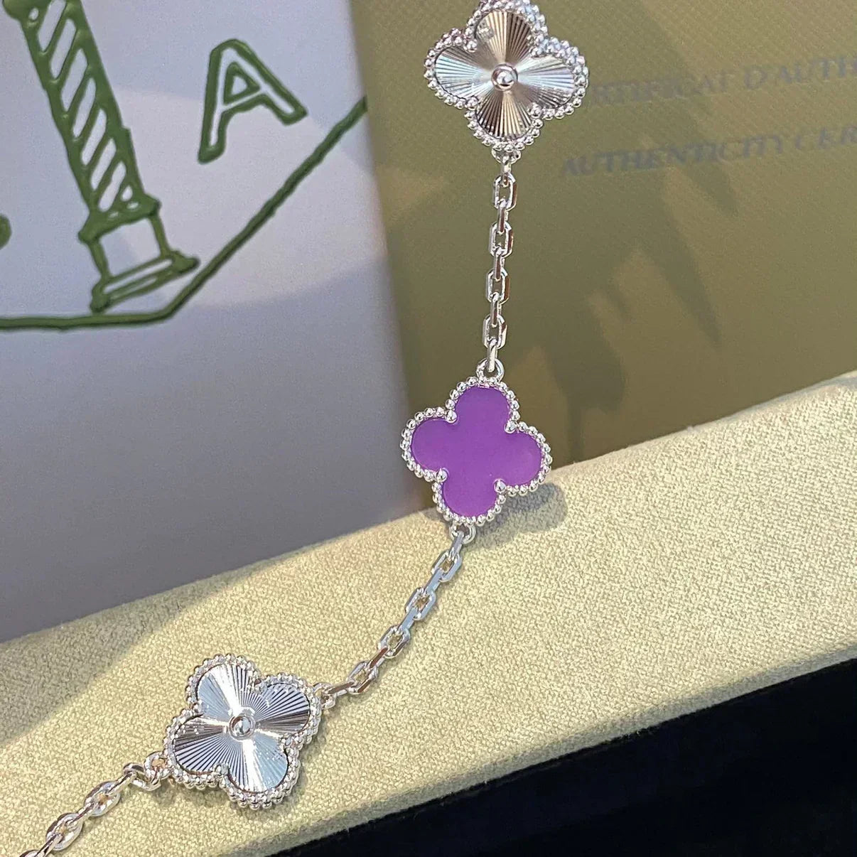 [Stars Jewelry] CLOVER 5 MOTIF VIOLET BRACELET COLLECTION