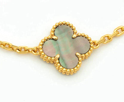 [Stars Jewelry] CLOVER 5 MOTIF GRAY MOP BRACELET COLLECTION