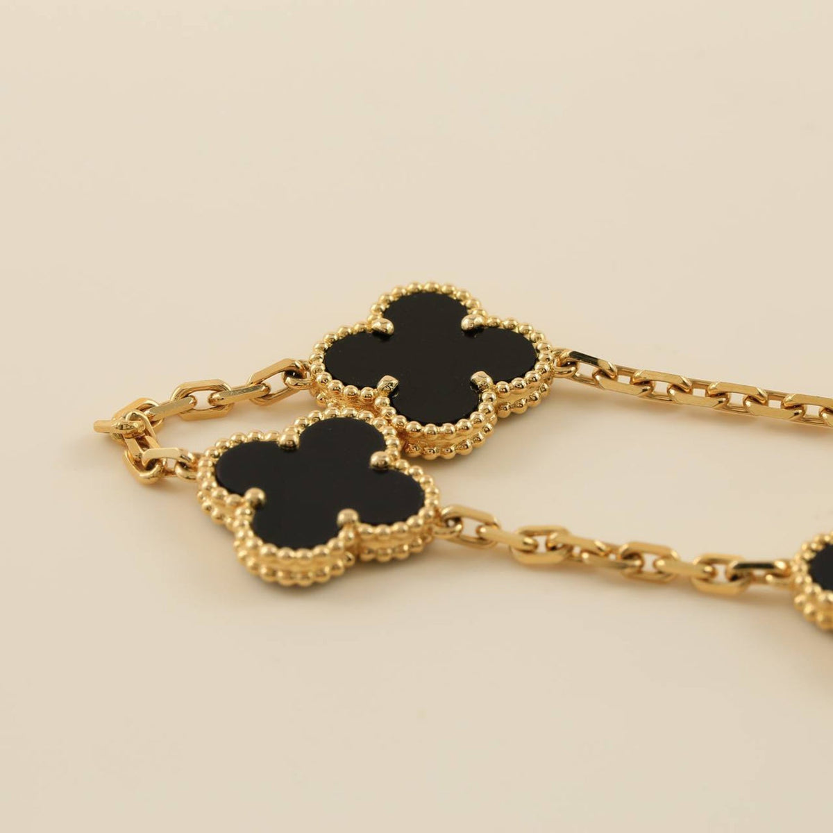 [Stars Jewelry] CLOVER 5 MOTIF ONYXS BRACELET COLLECTION