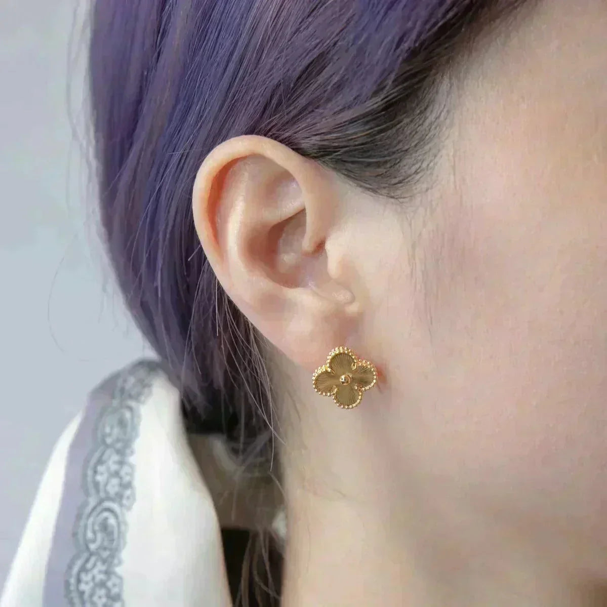 [Stars Jewelry]CLOVER MEDIUM 1 MOTIFS LASER EARRINGS
