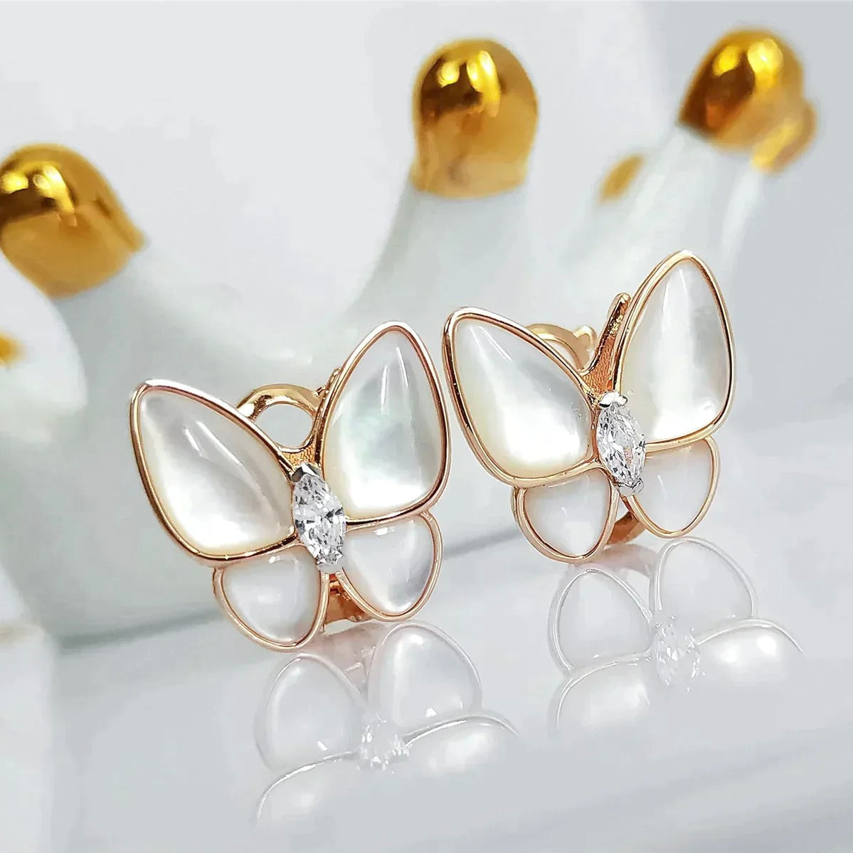 [Stars Jewelry]BUTTERFLY MOP DIAMOND EARRINGS