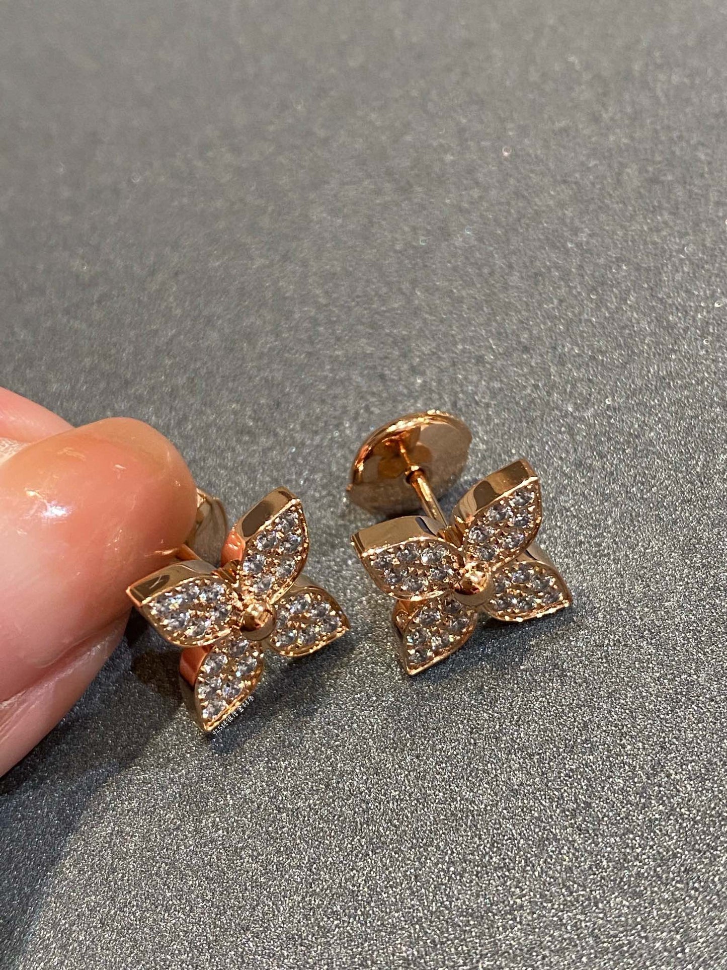 [Stars Jewelry]STAR DIAMOND EARRINGS