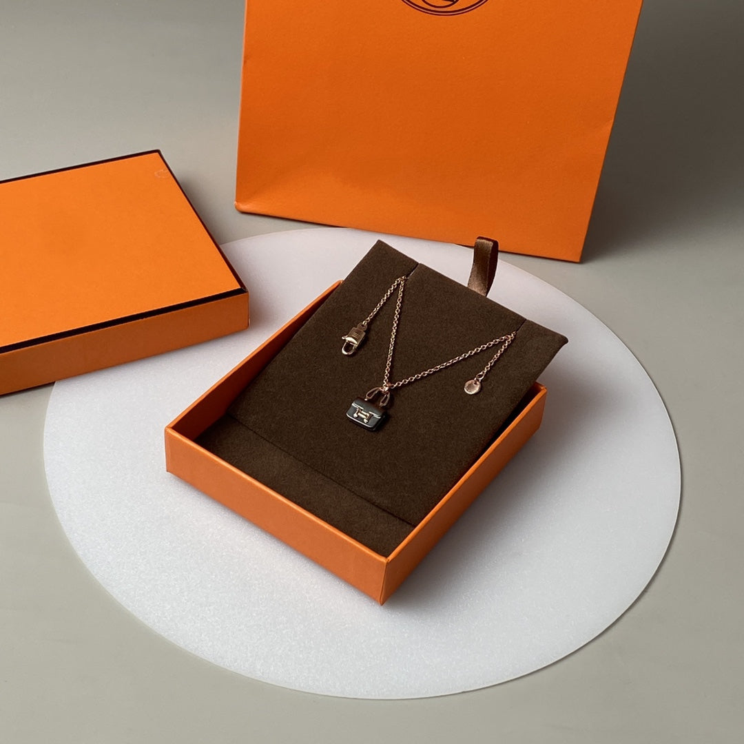 [Stars Jewelry]CONSTANCE BLACK PEDANT PINK GOLD NECKLACE