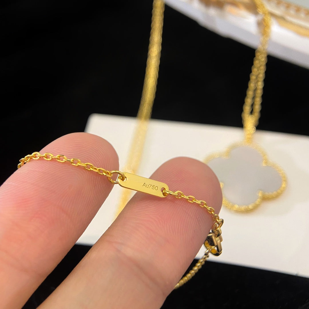 [Stars Jewelry]CLOVER 25MM MOP LARGE PENDANT NECKLACE