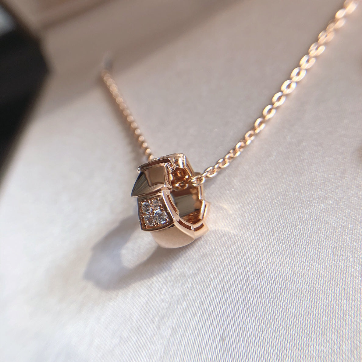 [Stars Jewelry]SERPENTI PEDANT DIAMOND PINK GOLD NECKLACE