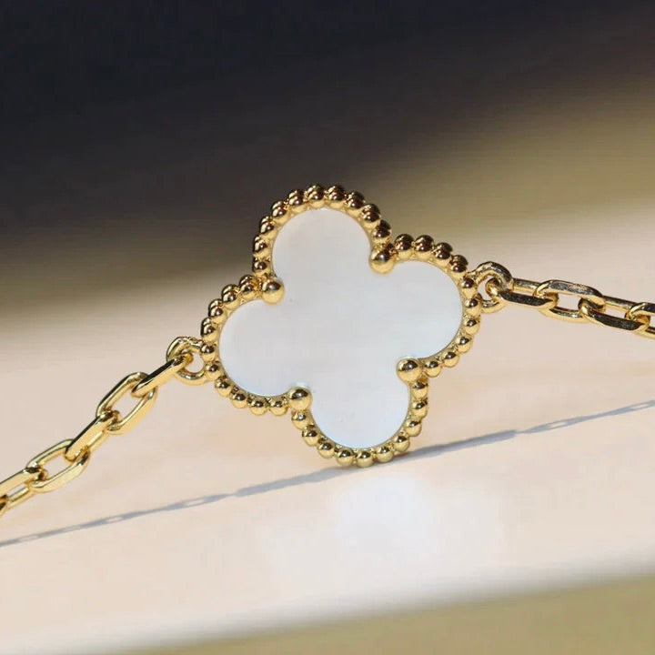 [Stars Jewelry]CLOVER 20 MOTIFS WHITE MOP NECKLACE
