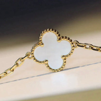[Stars Jewelry]CLOVER 20 MOTIFS WHITE MOP NECKLACE