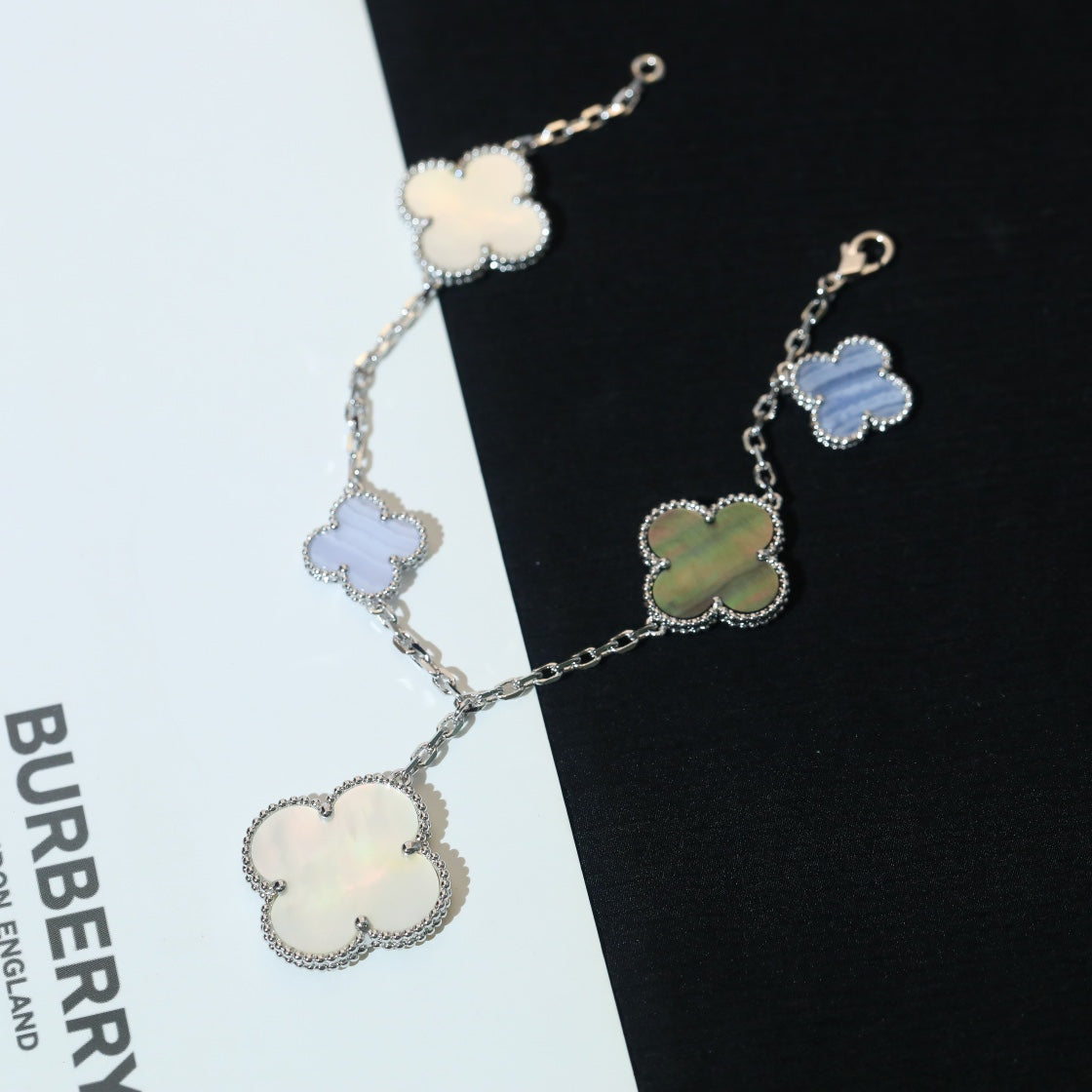 [Stars Jewelry]CLOVER BRACELET 5 MOTIFS MOP CHALCEDONY SILVER