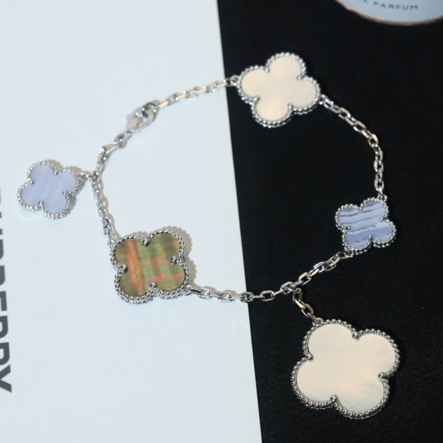 [Stars Jewelry]CLOVER BRACELET 5 MOTIFS MOP CHALCEDONY SILVER