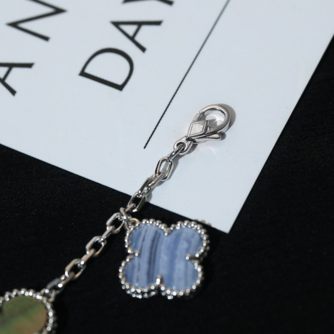 [Stars Jewelry]CLOVER BRACELET 5 MOTIFS MOP CHALCEDONY SILVER