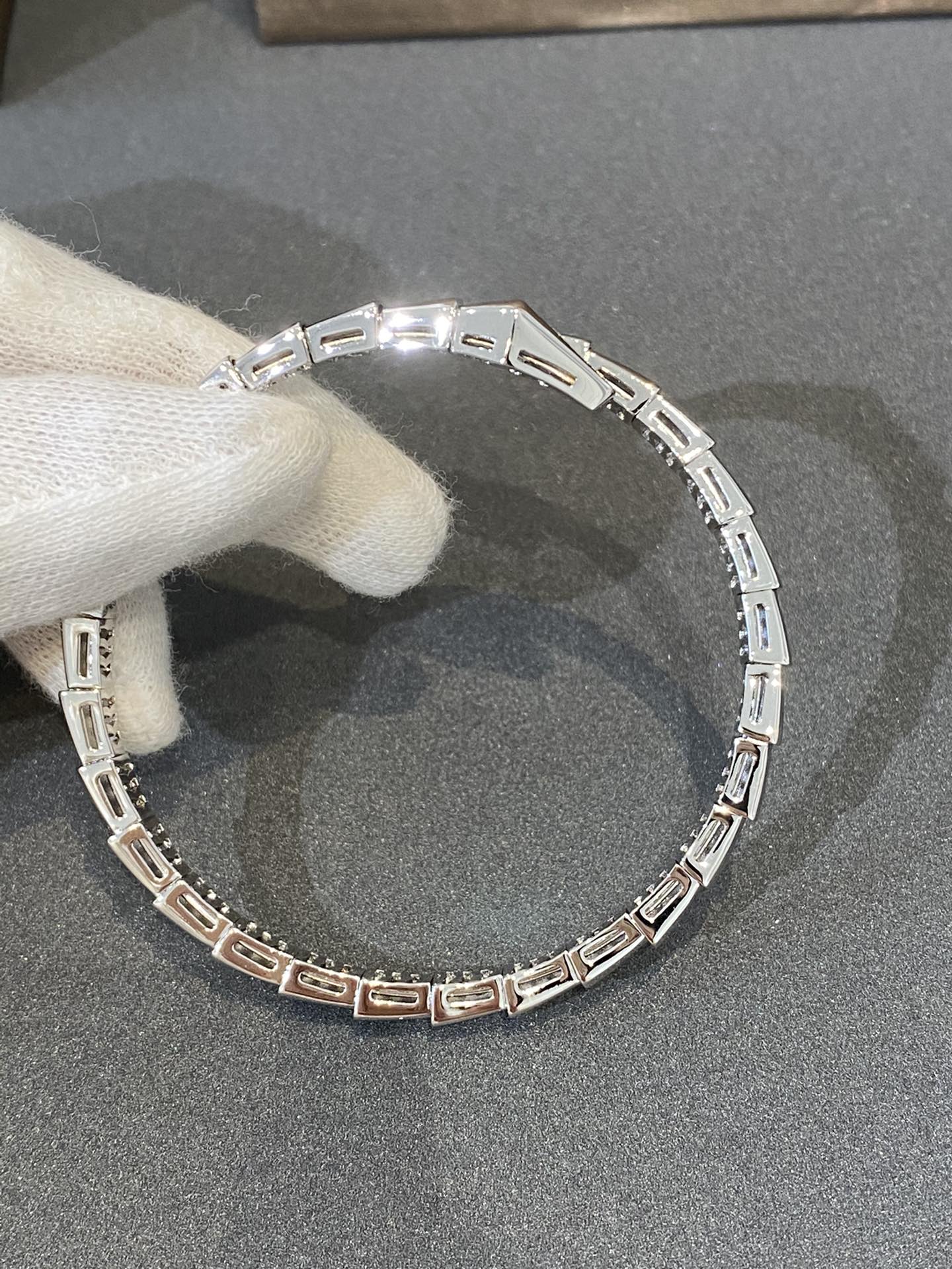 [Stars Jewelry]SERPENTI BRACELET DIAMONDS SILVER