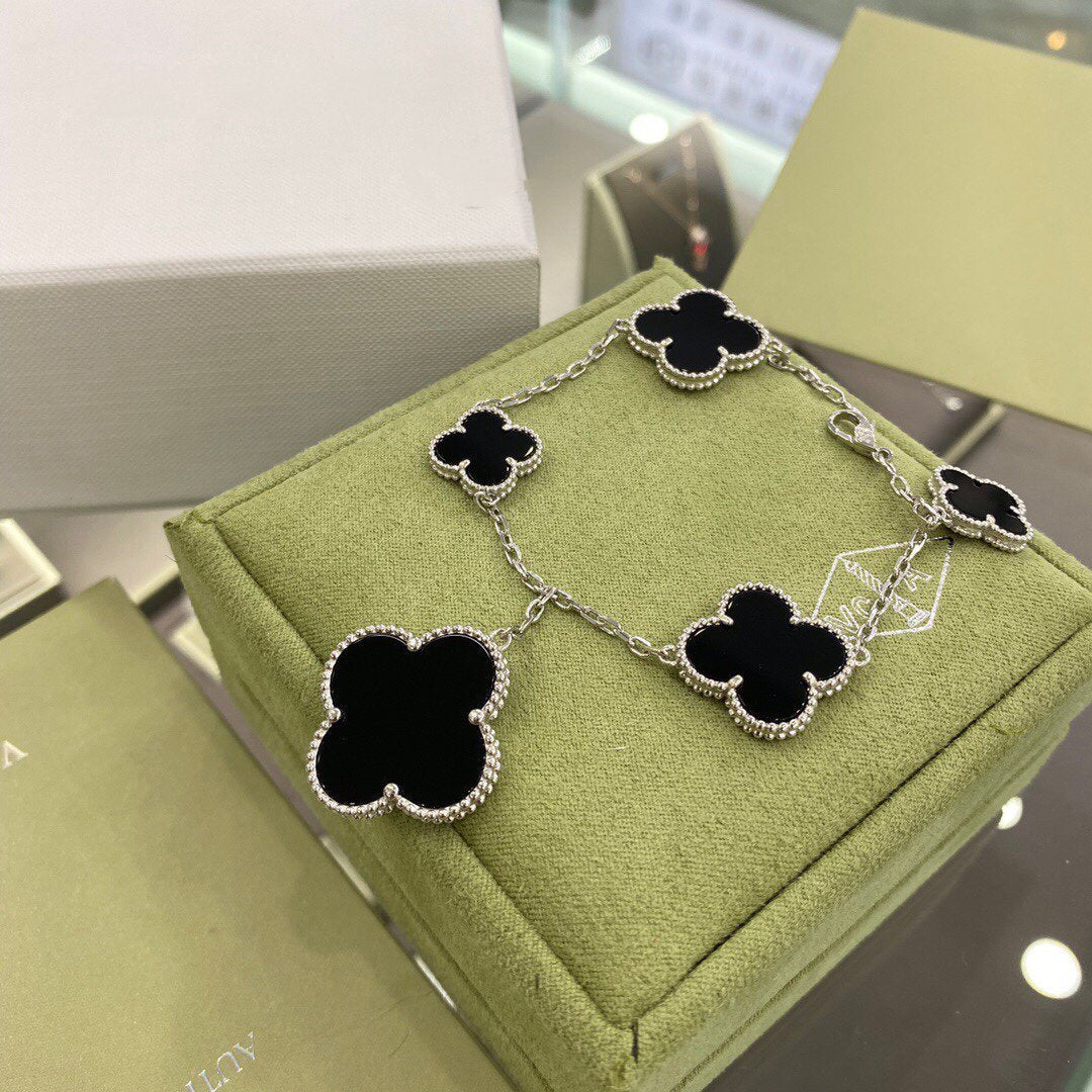 [Stars Jewelry]CLOVER 5 MOTIFS SIVLER ONYX BRACELET