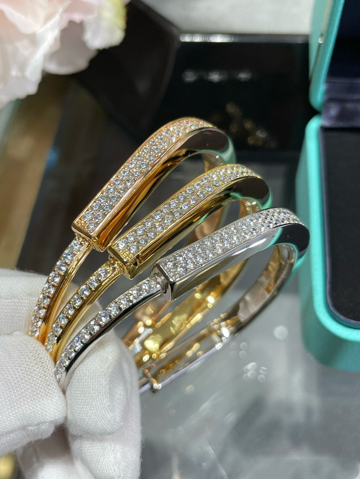 [Stellar jewels]LOCK BRACELET DIAMOND PAVED