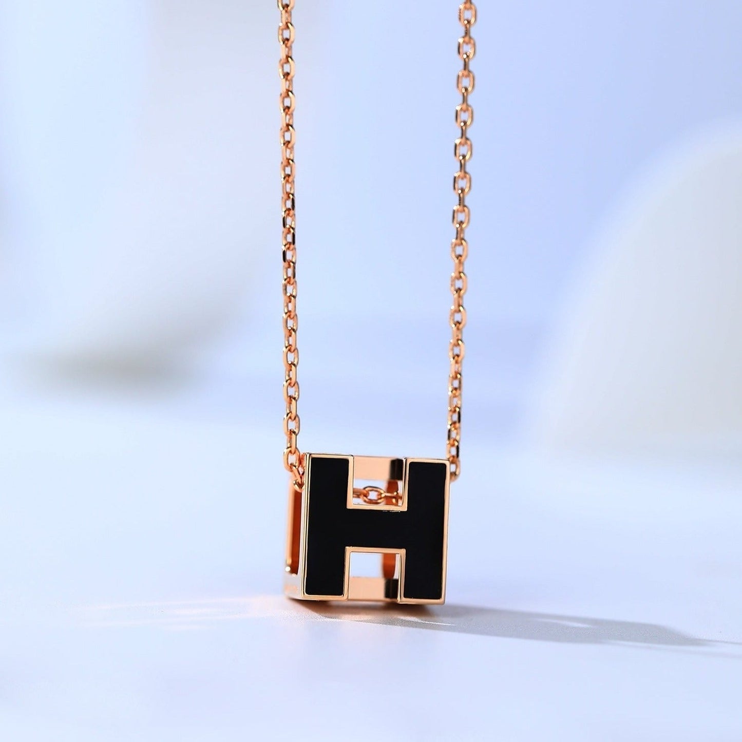 [Stars Jewelry]H CAGE PINK GOLD NECKLACE
