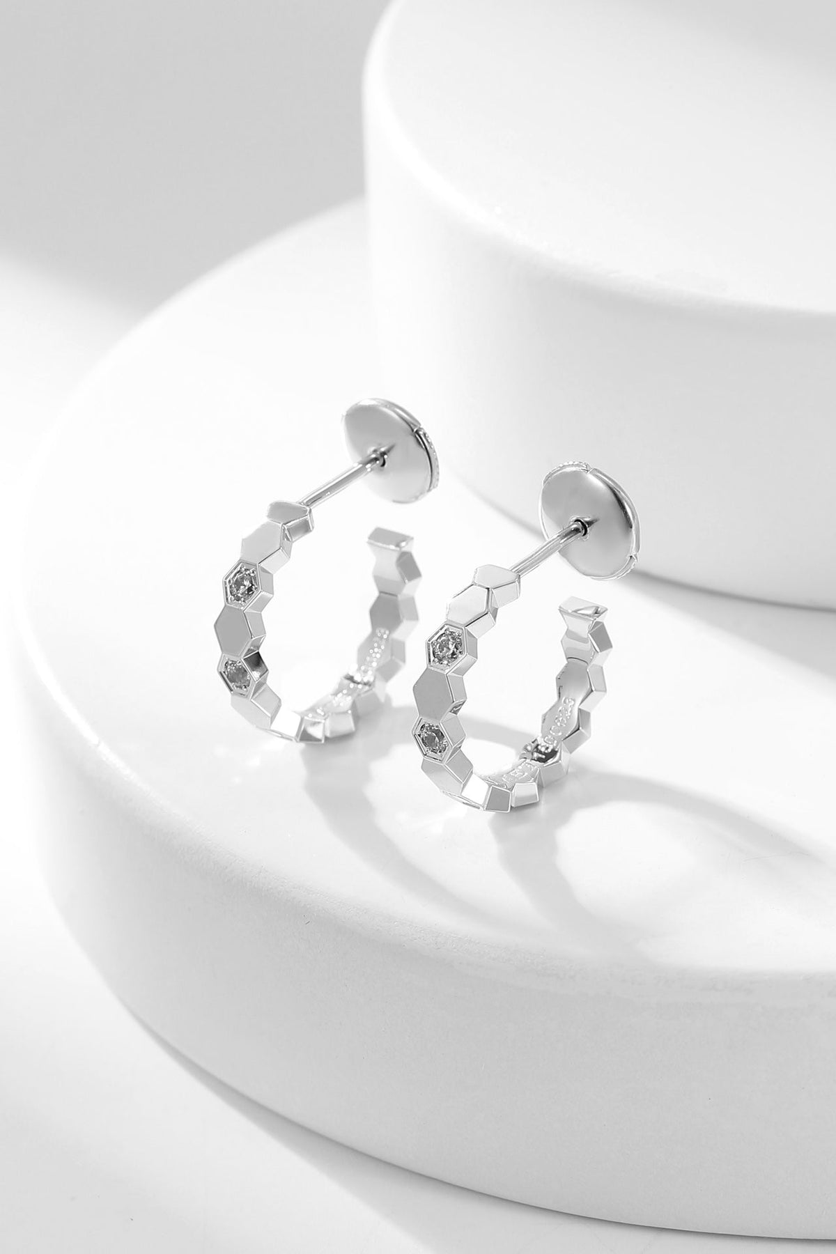 [Stars Jewelry]BEE LOVE DIAMOND HOOP EARRINGS