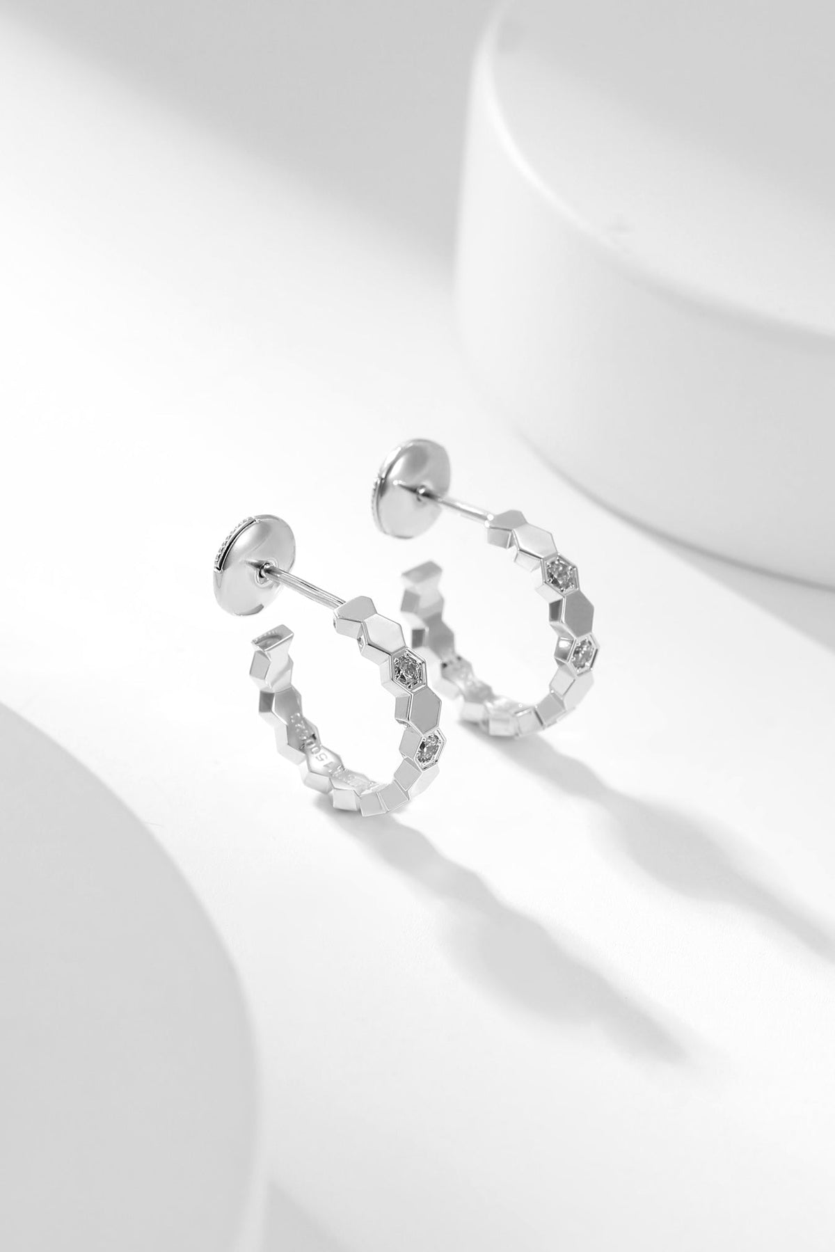 [Stars Jewelry]BEE LOVE DIAMOND HOOP EARRINGS