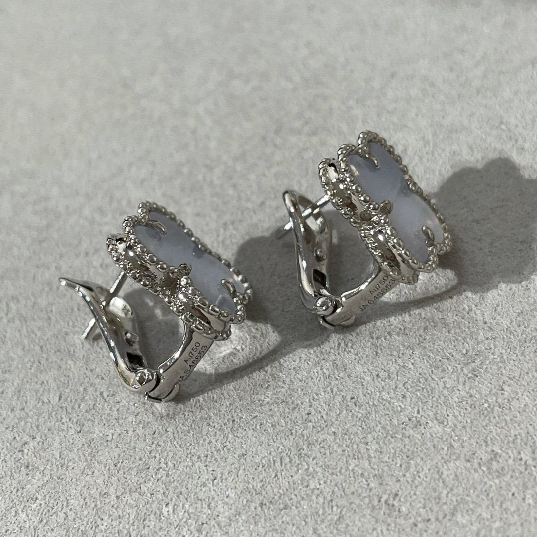 [Stars Jewelry]CLOVER CHALCEDONY SILVER STUD EARRINGS