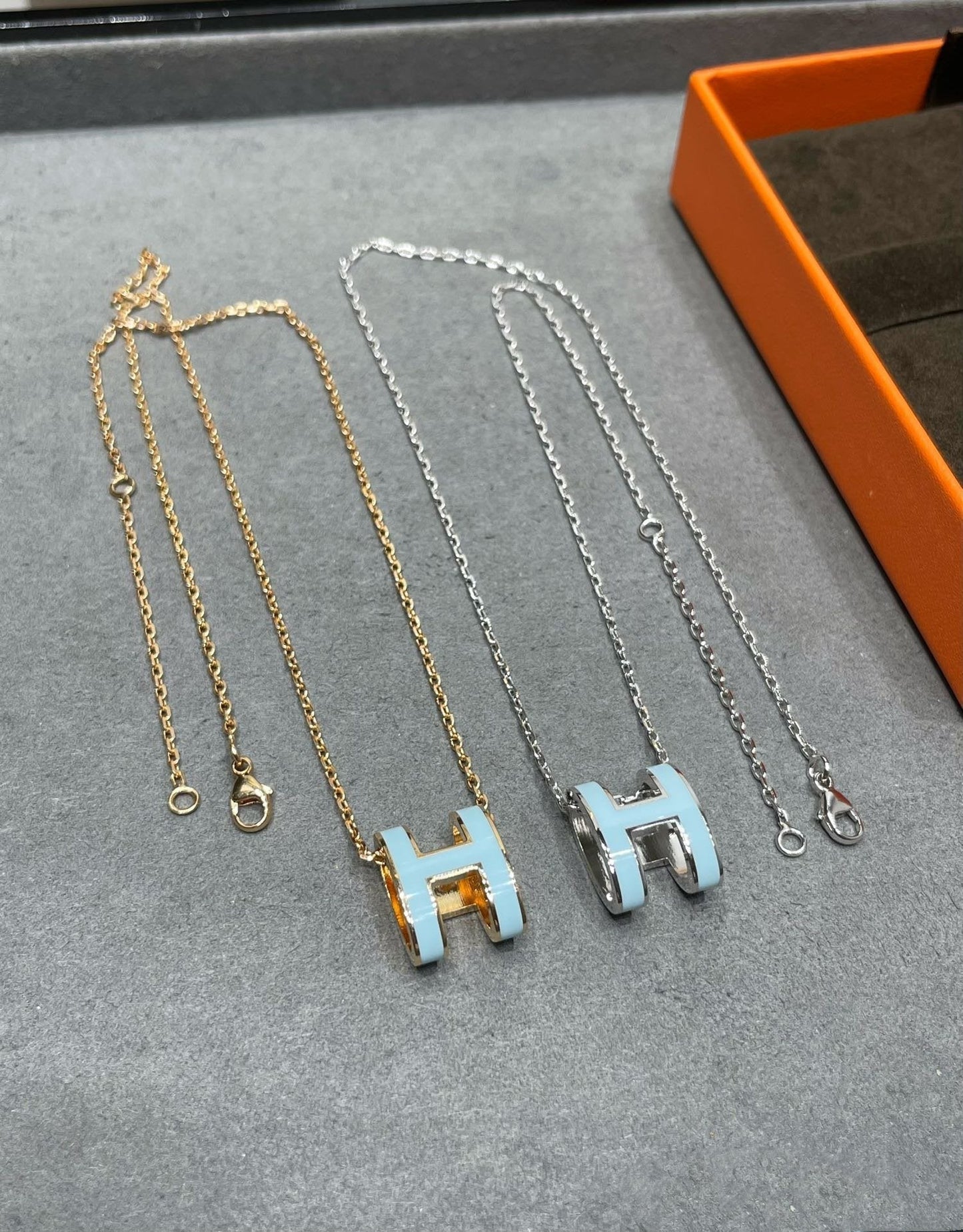 [Stars Jewelry]POP H SKY BLUE NECKLACE