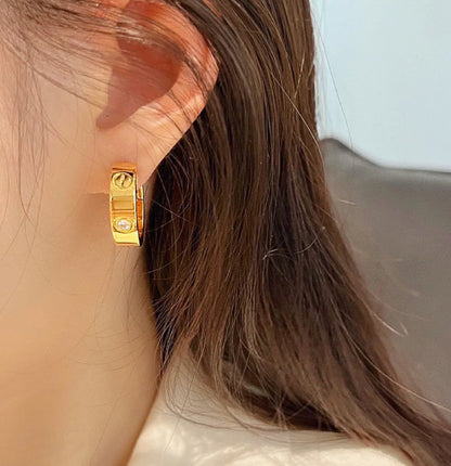 [Stars Jewelry]LOVE 5.5MM 1 DIAMOND EARRINGS