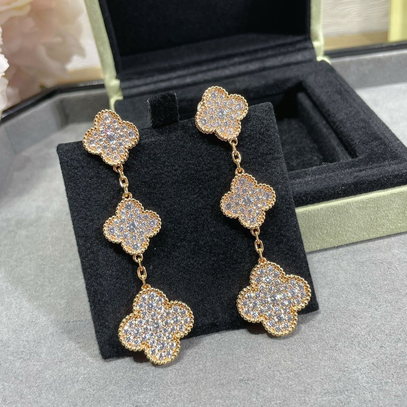 [Stars Jewelry]CLOVER 3 MOTIFS DIAMOND PAVED ROSE GOLD EARRINGS