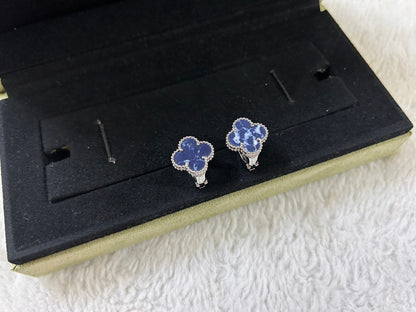 [Stars Jewelry]CLOVER PIETERSITE MEDIUM STUD EARRINGS