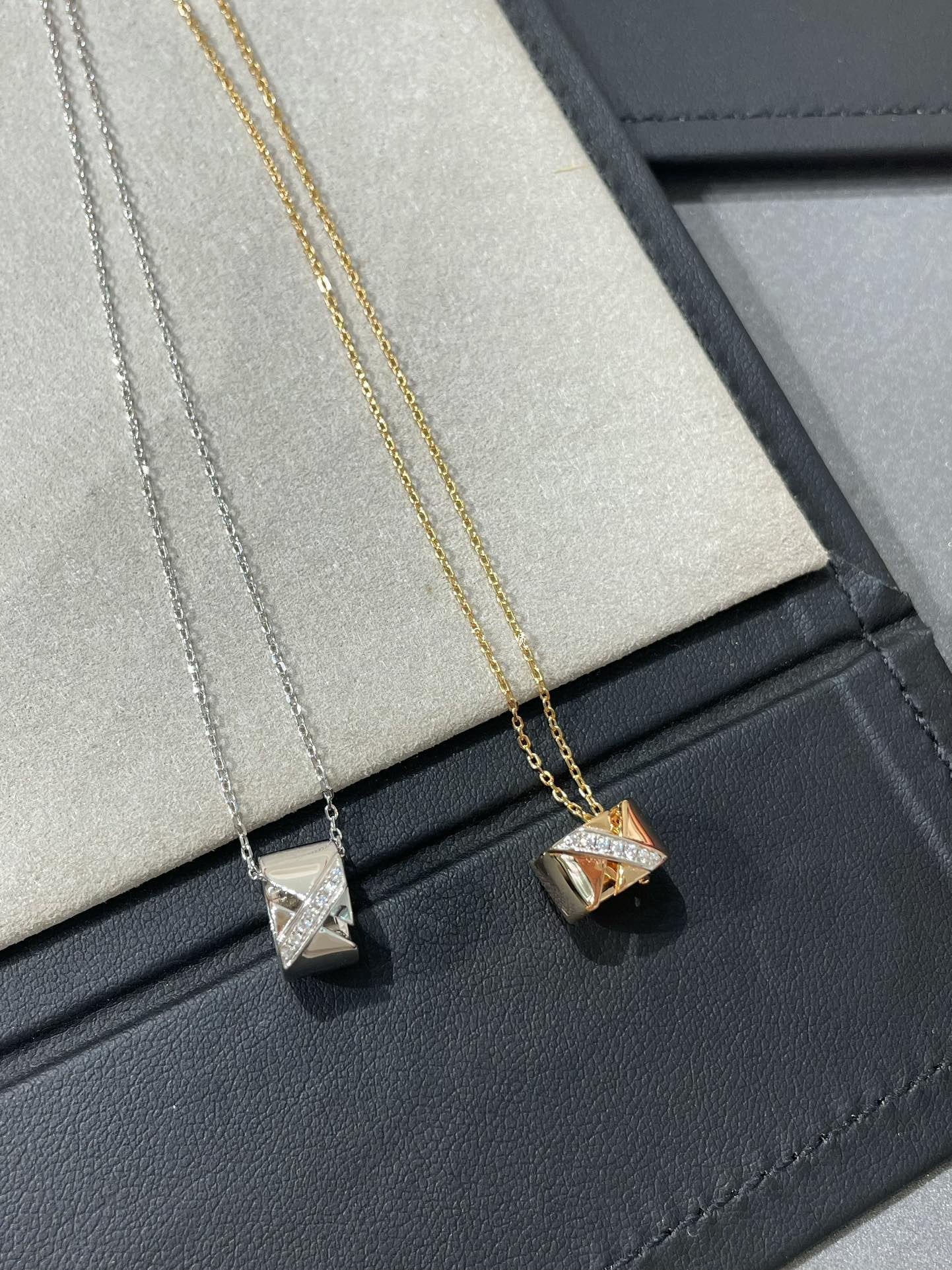 [Stars Jewelry]LIENS EVIDENCE DIAMOND NECKLACE