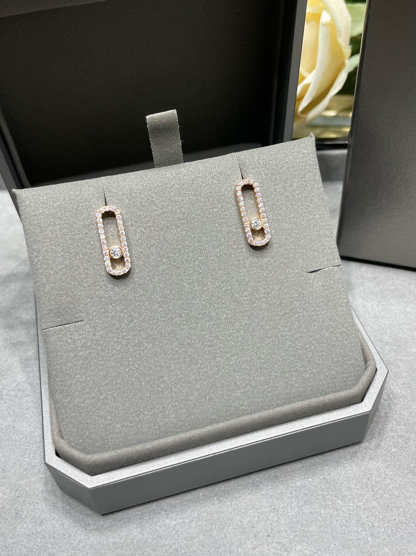 [Stars Jewelry]MOVE UNO STUD DIAMOND PAVED EARRINGS