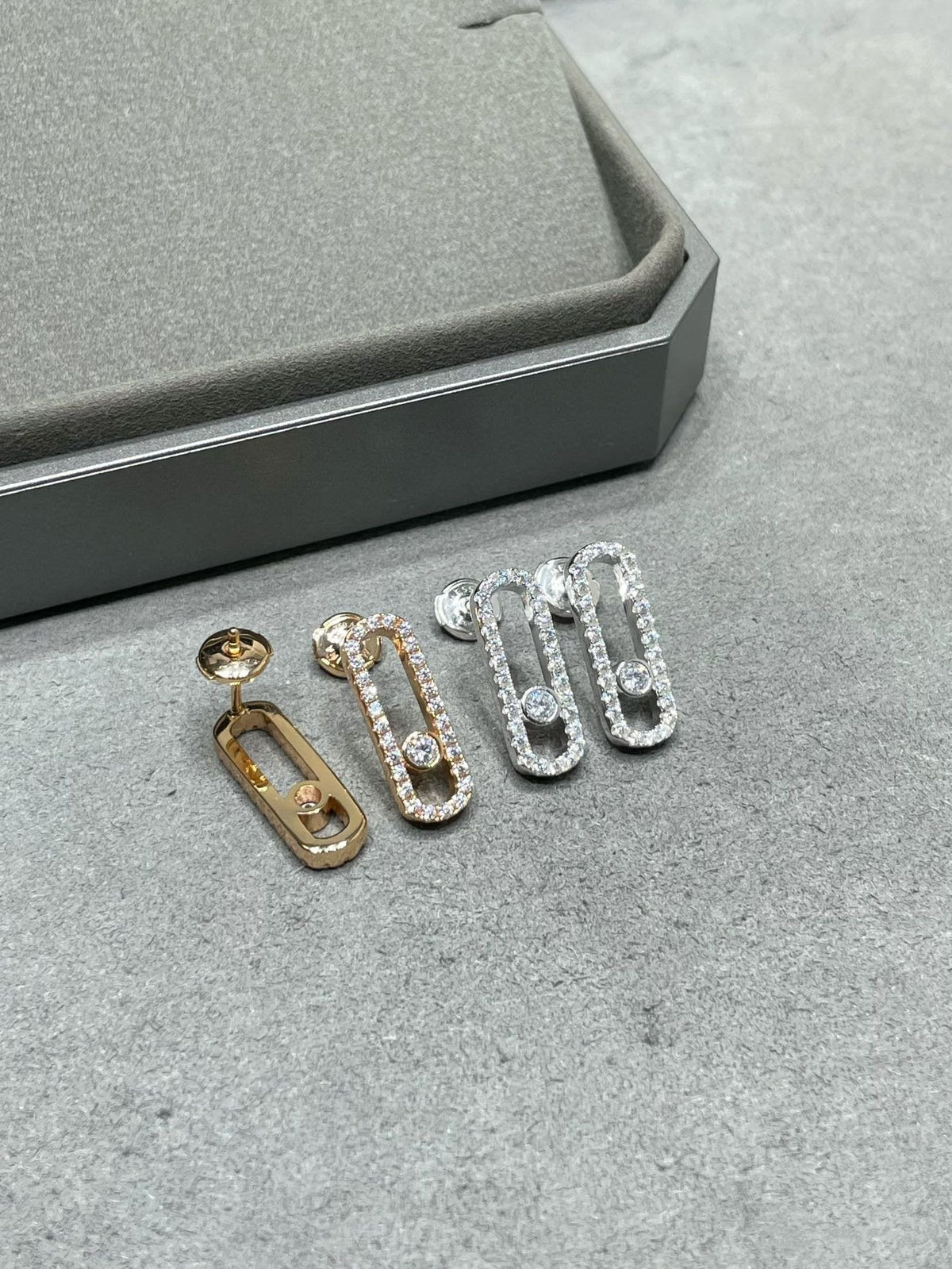 [Stars Jewelry]MOVE UNO STUD DIAMOND PAVED EARRINGS