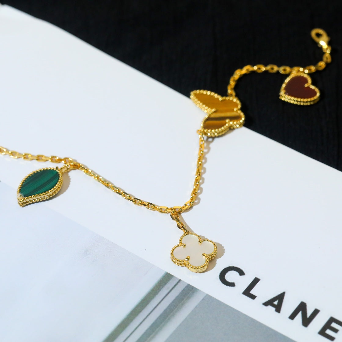 [Stars Jewelry]LUCKY SPRING 5 MOTIF GOLD BRACELET