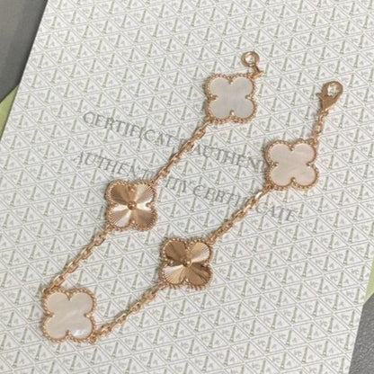 [Stars Jewelry]CLOVER WHITE PEARL MOP 5 MOTIF BRACELET COLLECTION