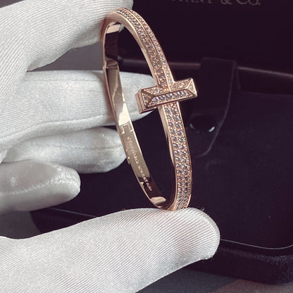 [Stellar jewels]T1 WIDE HINGED BANGLE DIAMOND PAVED BRACELET