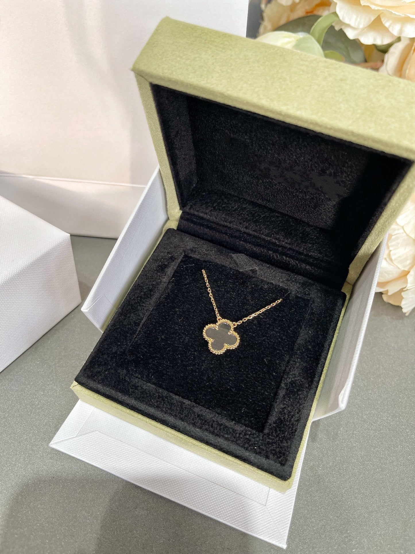 [Stars Jewelry]CLOVER ROCK CRYSTAL ROSE GOLD NECKLACE
