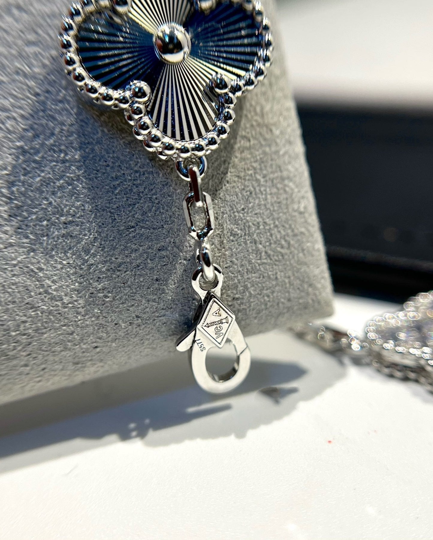 [Stars Jewelry] CLOVER 5 MOTIF LASER BRACELET COLLECTION