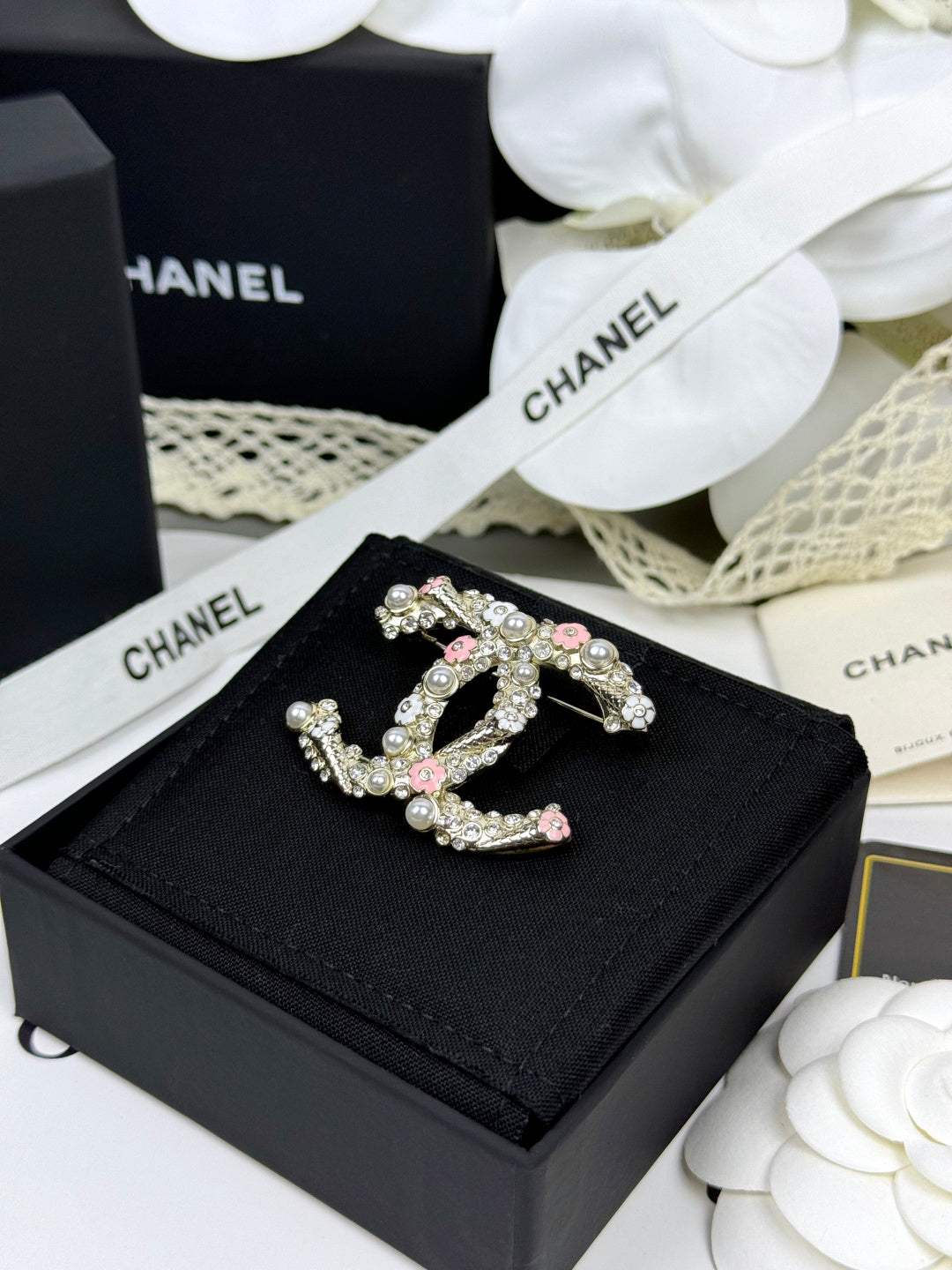 [Stars Jewelry]26C Pink-White Enamel Ice Cream Cone Double C Brooch