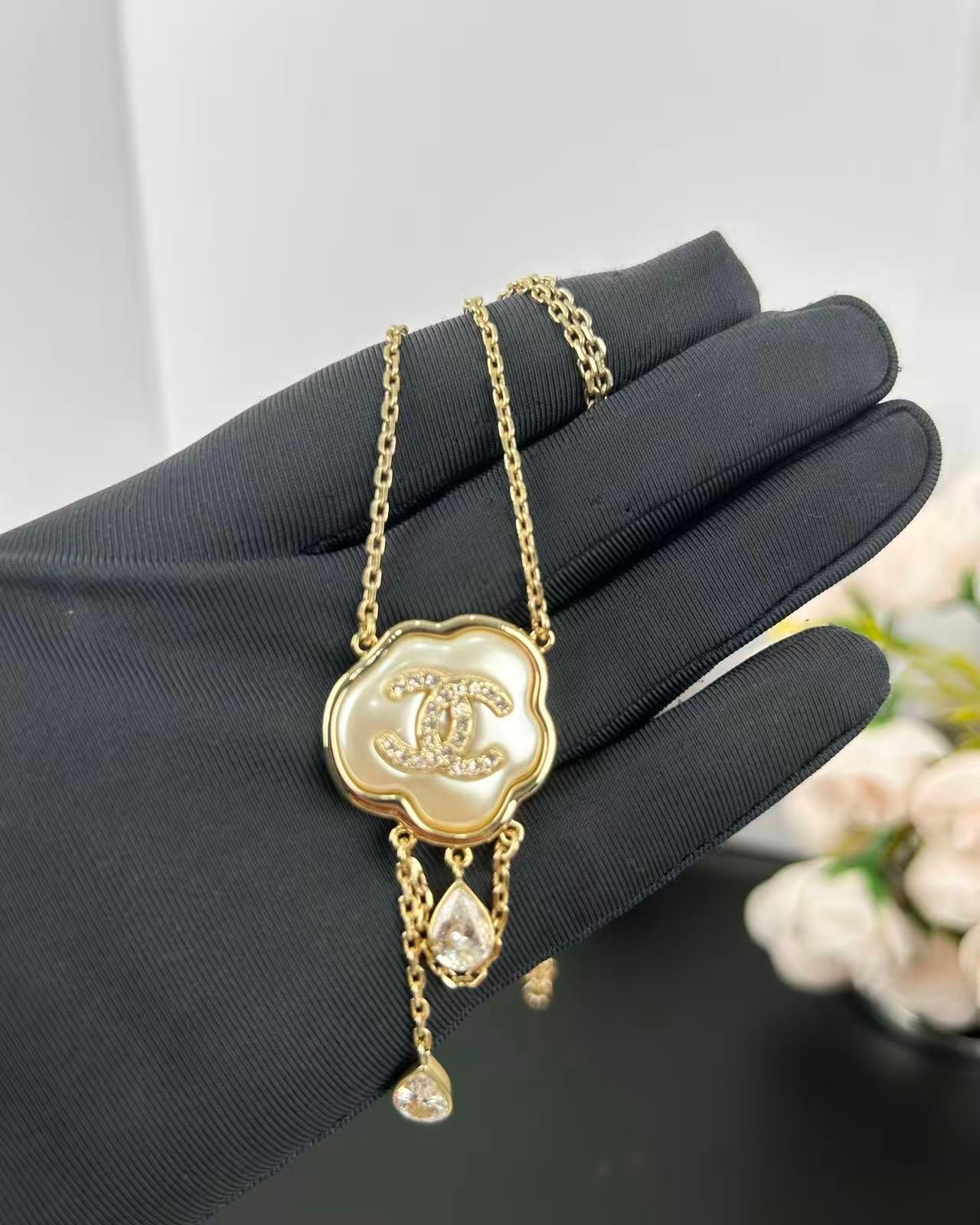 [Stars Jewelry]Cloud Pearl Mother-of-Pearl Diamond Chain Pendant Necklace