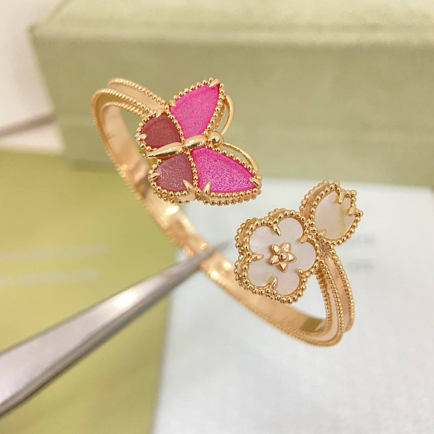 [Stars  Jewelry]ROSE QUARTZ THREE‑IN‑ONE BUTTERFLY BRACELET