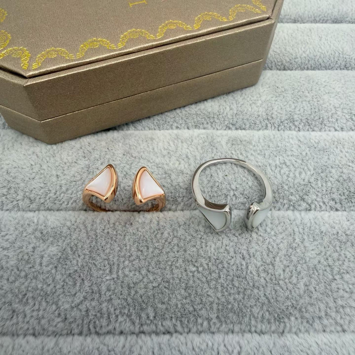[Stellar Jewelry]FAN SHAPE DOUBLE SHELL OPEN RING