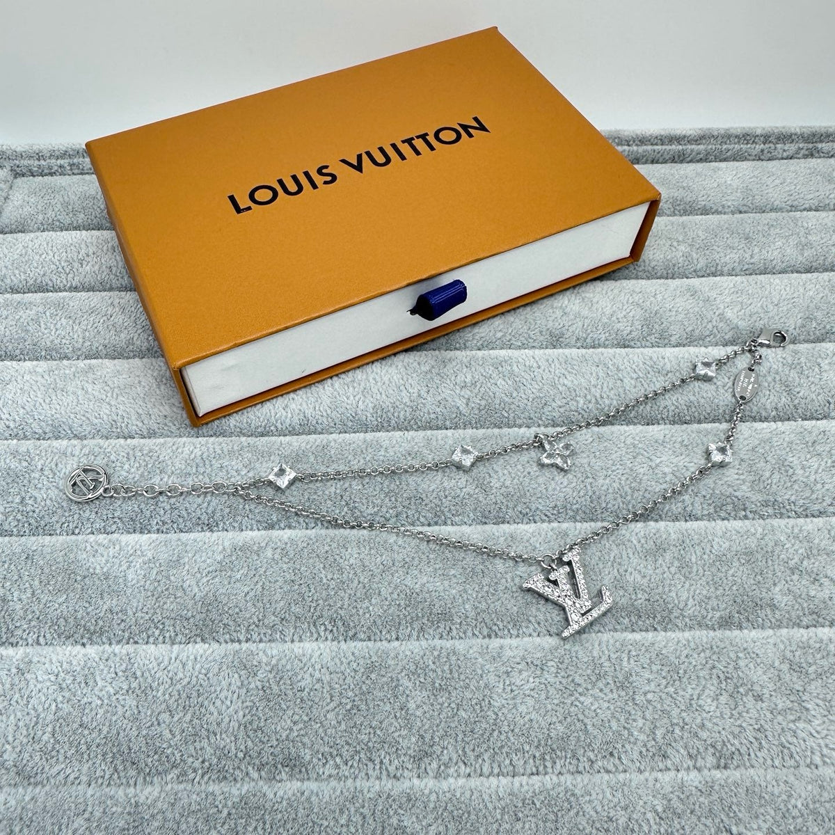 [Stars Jewelry]FULL DIAMOND LETTER NECKLACE