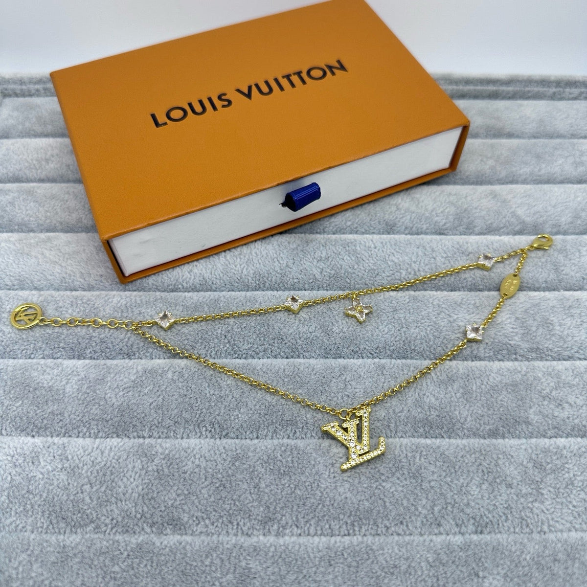 [Stars Jewelry]FULL DIAMOND LETTER NECKLACE