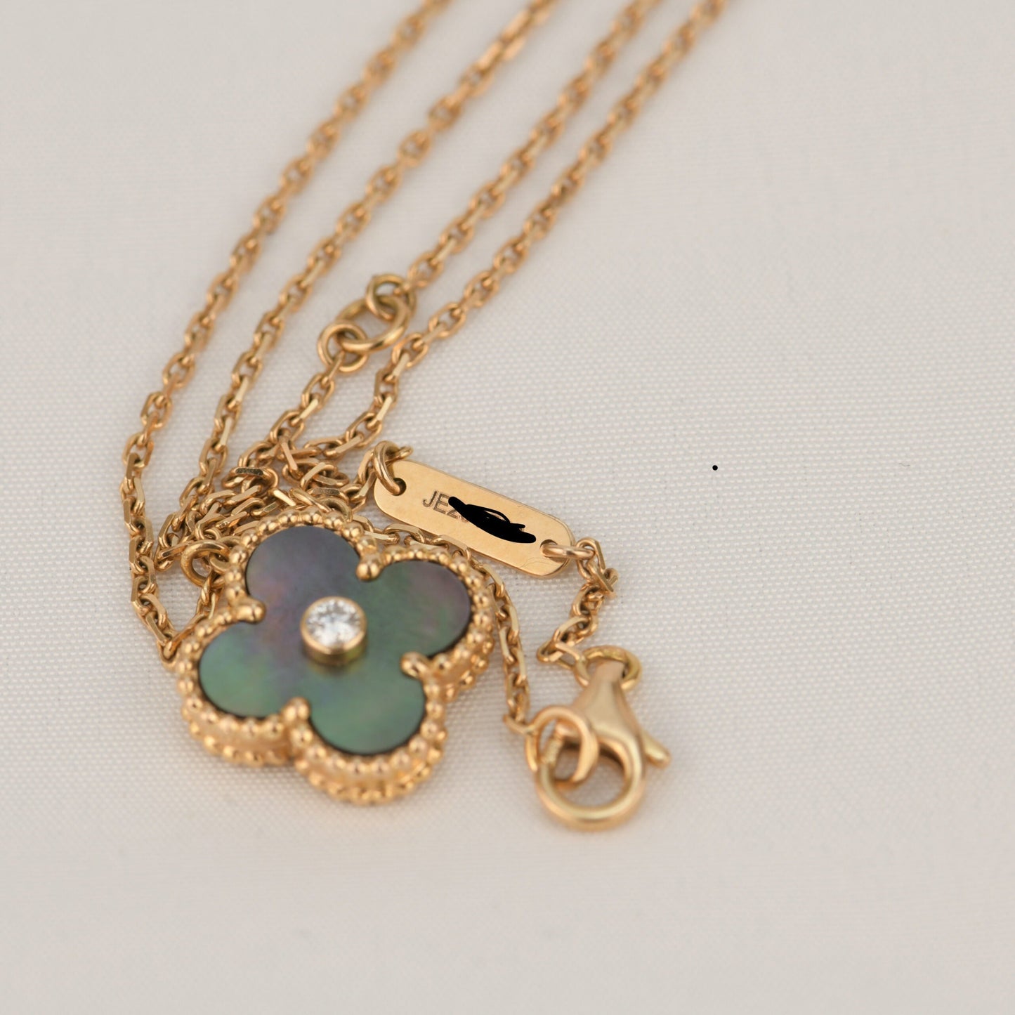 [Stars Jewelry]CLOVER 15MM DIAMOND AND MOTHER-OF-GREY NECKLACE