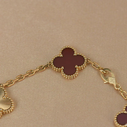 [Stars Jewelry] CLOVER 5 MOTIF RED CORNELIAN BRACELET COLLECTION
