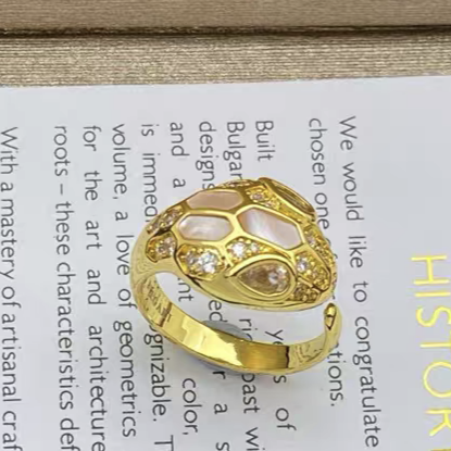 [Stars Jewelry]BRAND NEW ASSORTED SNAKE HEAD MOTHER OF PEARL RINGS