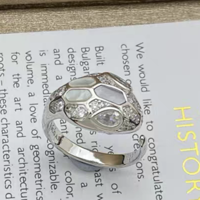 [Stars Jewelry]BRAND NEW ASSORTED SNAKE HEAD MOTHER OF PEARL RINGS