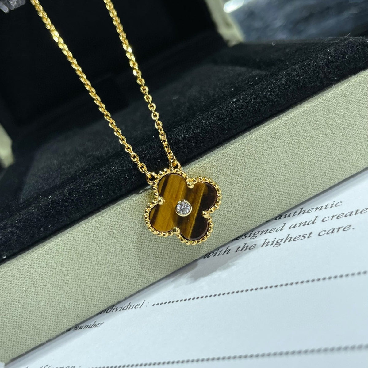 [Stars Jewelry]CLOVER 15MM DIAMOND AND YELLOW TIGER'S EYE AGATE necklace