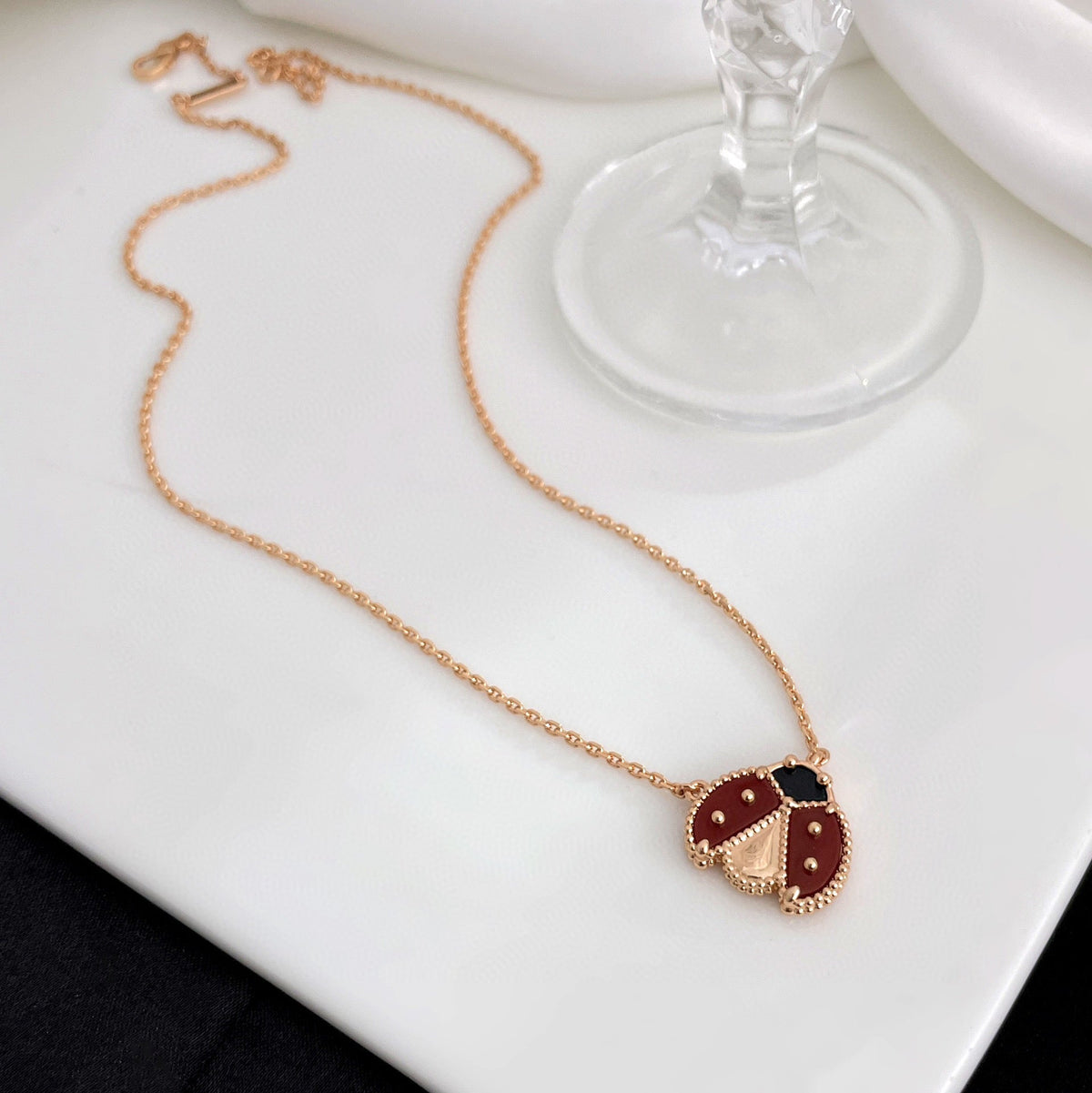 [Stars Jewelry]LUCKY  CARNELIANS LADYBUG NECKLACE