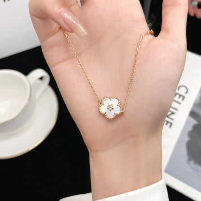 [Stars Jewelry]LUCKY WHITE MOP PLUM BLOSSOM  BRACELET