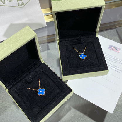[Stars Jewelry]CLOVER 15MM DIAMOND AND BLUE AGATE NECKLACE