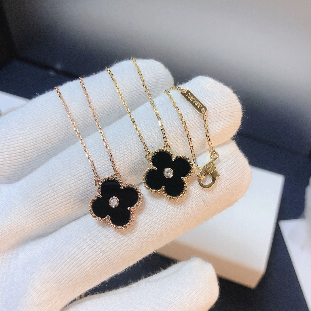 [Stars Jewelry]CLOVER 15MM DIAMOND ONYX NECKLACE