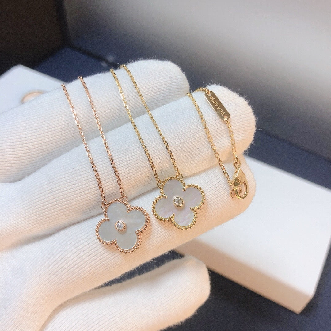 [Stars Jewelry]CLOVER 15MM DIAMOND WHITE FRITILLARIA NECKLACE