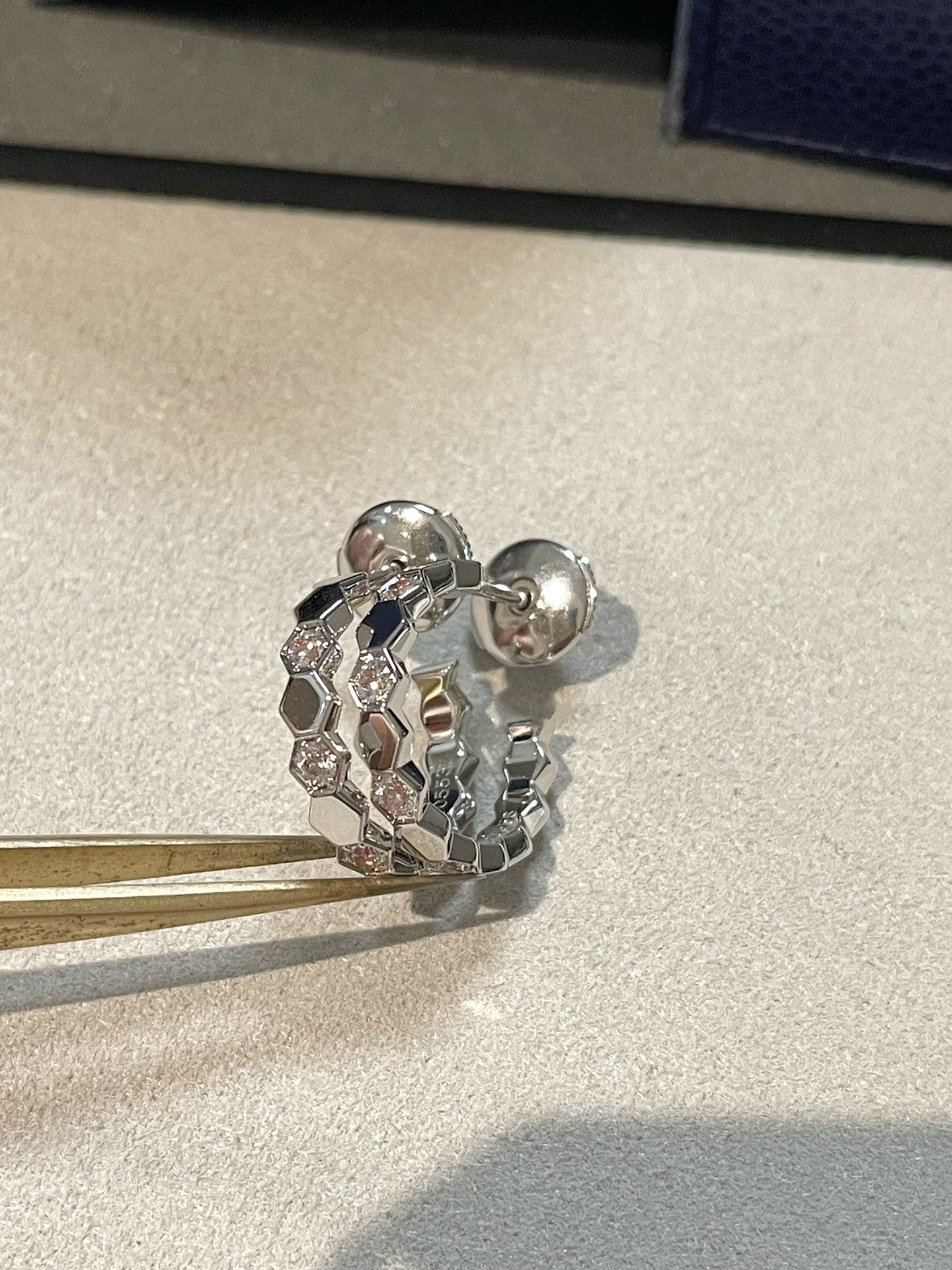 [Stars Jewelry]Hollow Design Four-Leaf Clover Flower Shape Ring